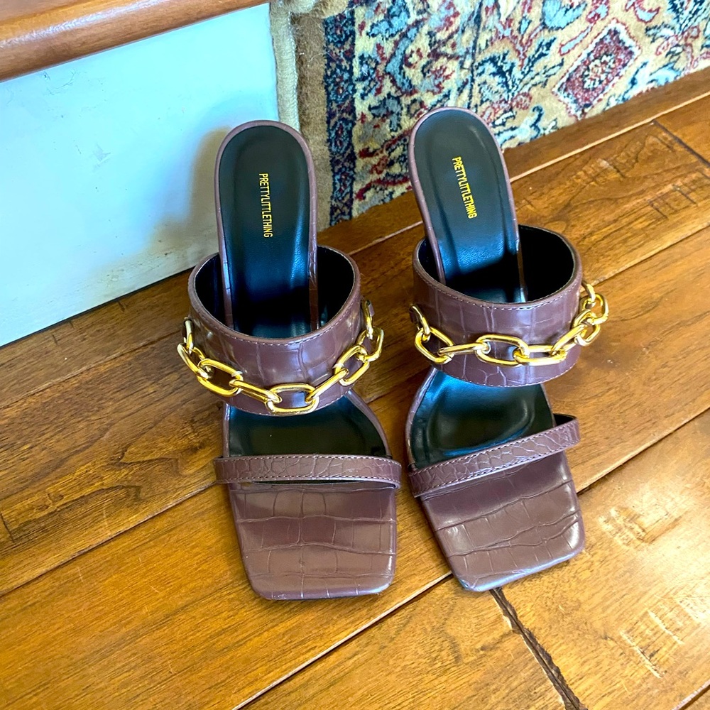 Square toe slip heels